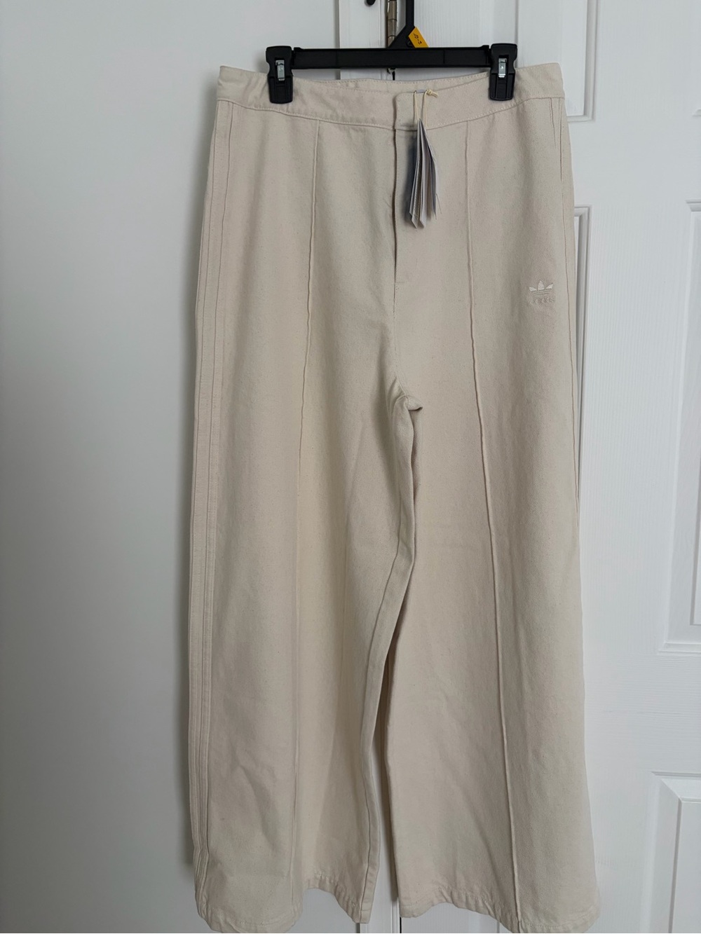 NWT Unisex Adidas Wide Leg Cream Denim Pants